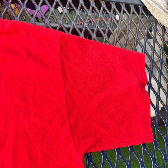 Vintage Mens Red John Baron Not Playing With A Full Duck Comic Art T Shirt Large - Picture 6 of 10